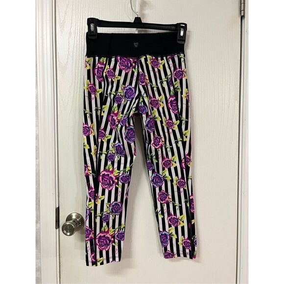 Betsy Johnson Performance Leggings - Picture 2 of 7